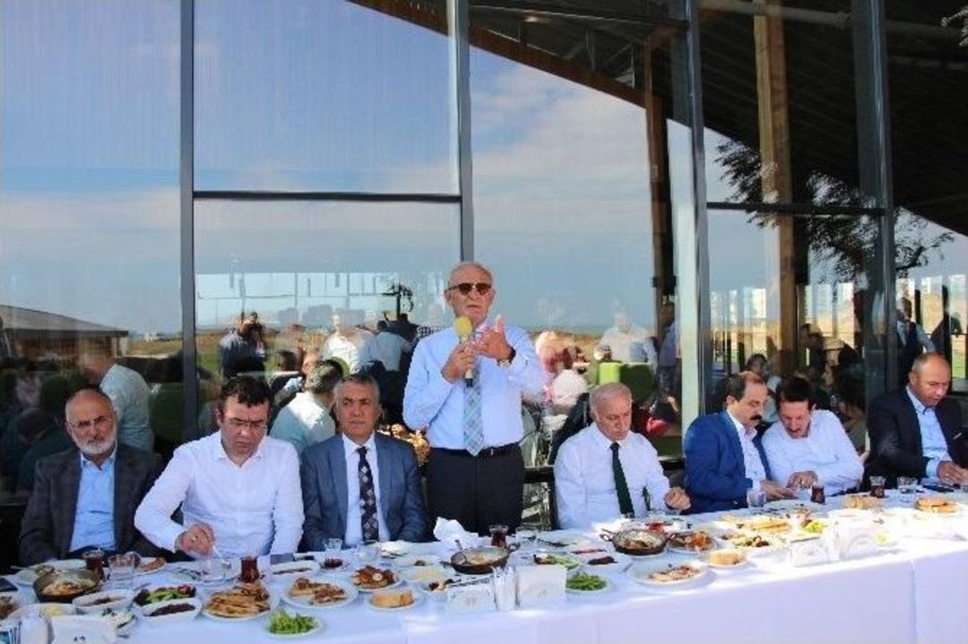 Başkan Yılmaz&rsquo;dan Om&uuml;&rsquo;ye Tren M&uuml;jdesi