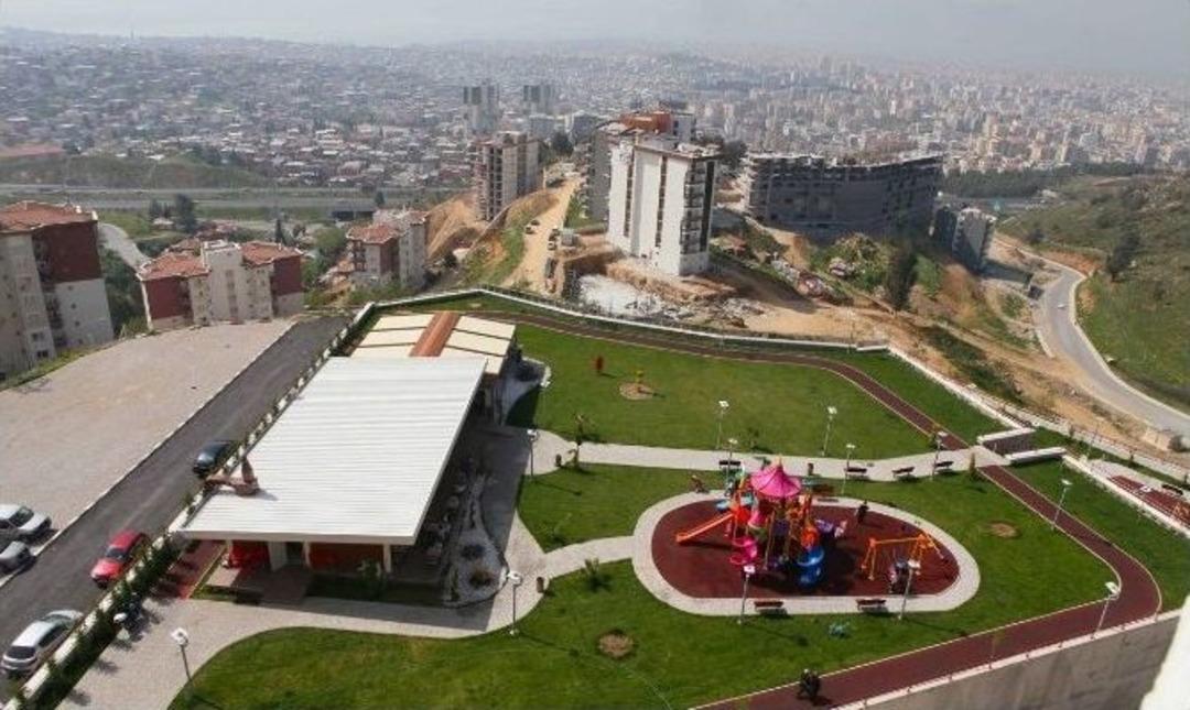 Bayraklı&rsquo;nın Parkları Vatandaşların Buluşma Noktası
