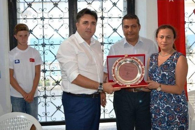 Ayvalık’ta Engürü Sitesi Sorunları İktidar Ve Muhalefeti Buluşturdu