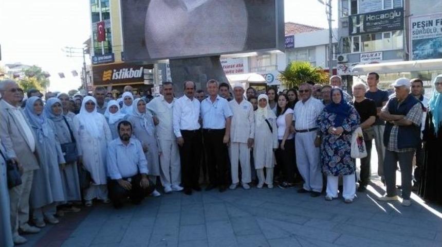 Burhaniye&rsquo;de Hacı Adayları Uğurlandı