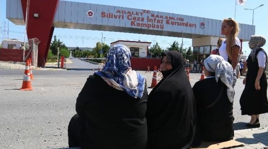 Silivri Cezaevi&rsquo;nde Tahliyeler Devam Ediyor