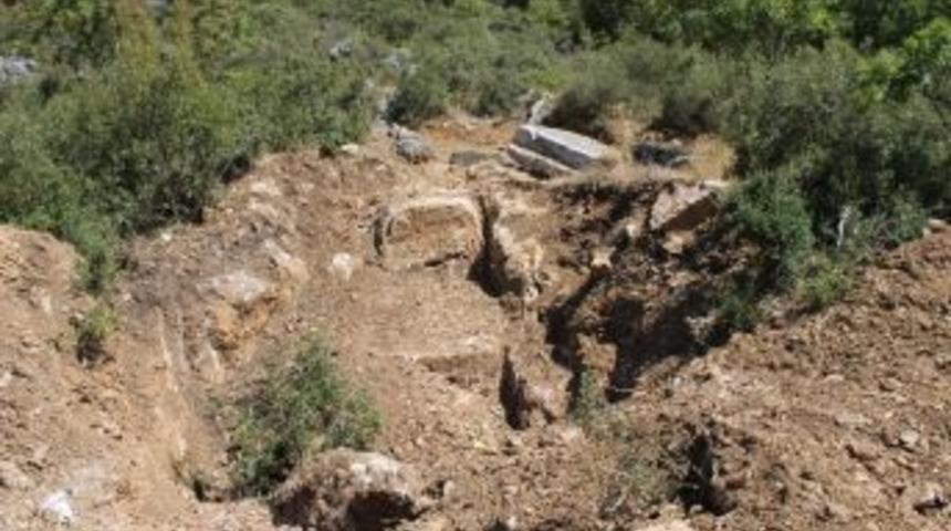 Ka&ccedil;ak Kazıya 6 Tutuklama