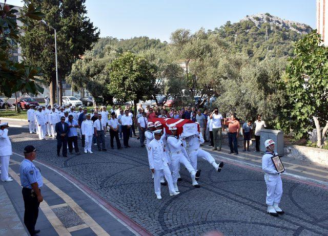 Hem Kore hem de Kıbrıs gazisi emekli albaya son görev