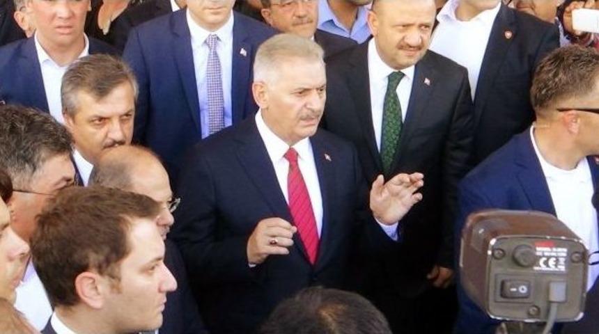 Başbakan Yıldırım Yaralıları Ziyaret Etti