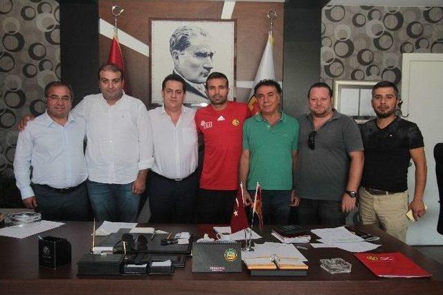 Hürriyet Yeniden Eskişehirspor’da