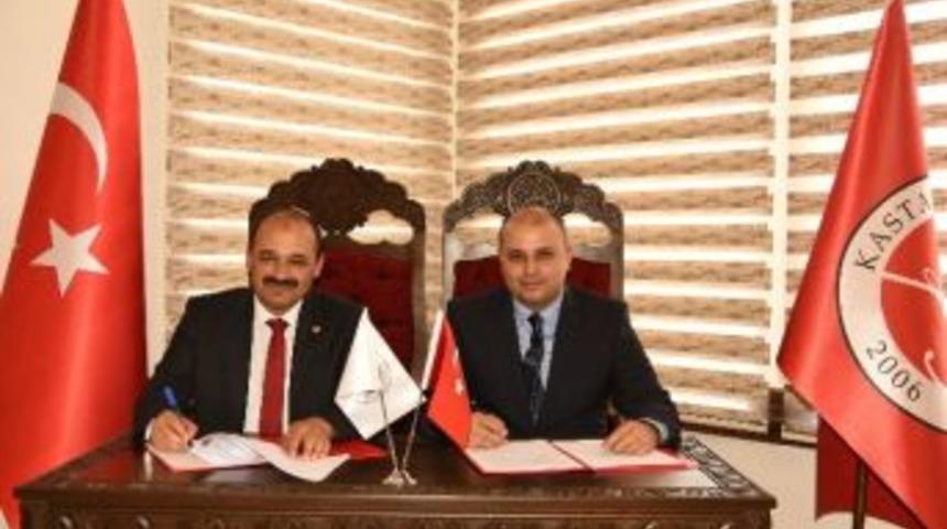 K&uuml; İle Parlamenter Danışmanları Derneği Arasında Protokol İmzalandı