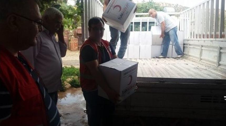 Kızılay’dan Bilge Köyüne Gıda Yardımı