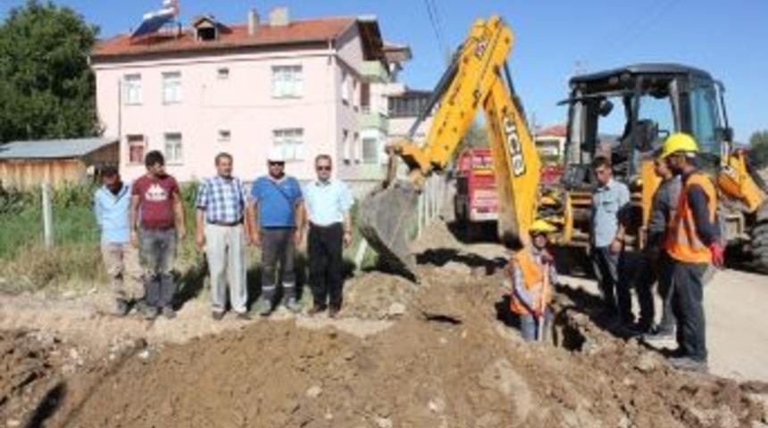 Dinar&rsquo;da Doğalgaz D&ouml;şeme &Ccedil;alışmaları Başladı