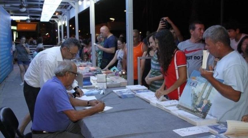 Altınkum&rsquo;da Ataol Behramoğlu R&uuml;zgarı