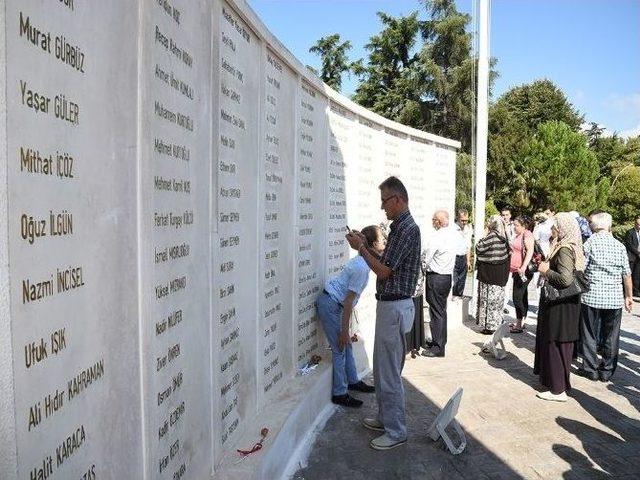 Gölcük Donanması, Deprem Şehitlerini Unutmadı