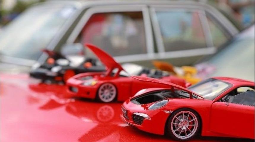 Otomobillerin G&uuml;zellik Yarışı