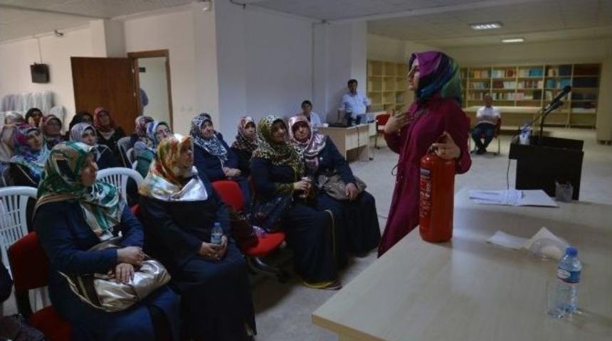 Kur&rsquo;an Kursu &Ouml;ğreticilerine İş Sağlığı Ve G&uuml;venliği Semineri Verildi