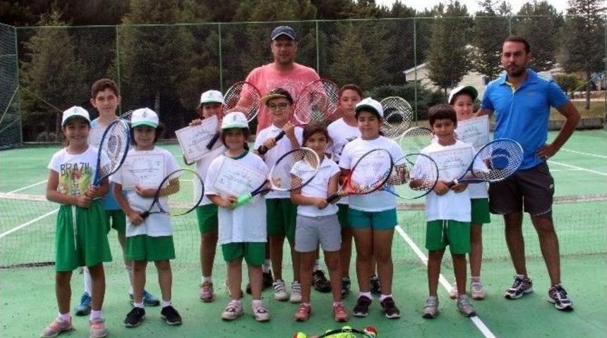 500 &Ccedil;ocuk Sporla Dolu Bir Yaz Ge&ccedil;irdi