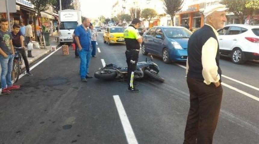 D&uuml;zce&rsquo;de Kaza 1 Yaralı