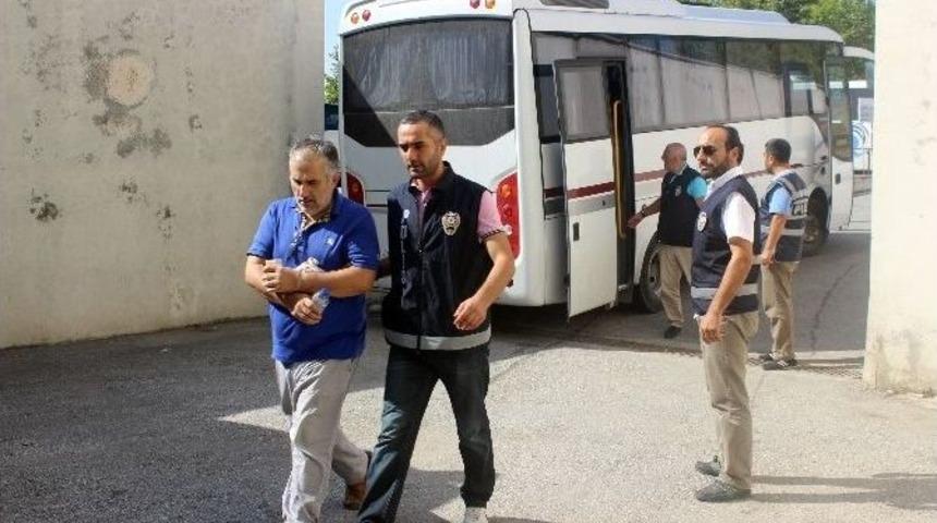 Sakarya&rsquo;da 14 Dernek &Uuml;yesi Adliyeye Sevk Edildi