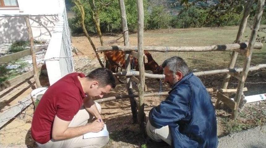 İzmit Belediyesi K&ouml;y Ziyaretlerini S&uuml;rd&uuml;r&uuml;yor