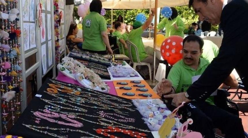 Engelleri Sanatla Aştılar