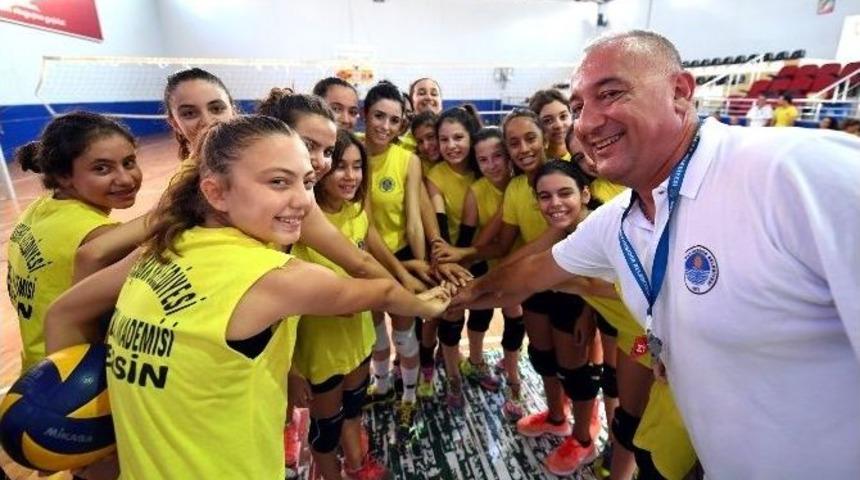 Geleceğin Sporcuları Spor Akademilerinde Yetişiyor