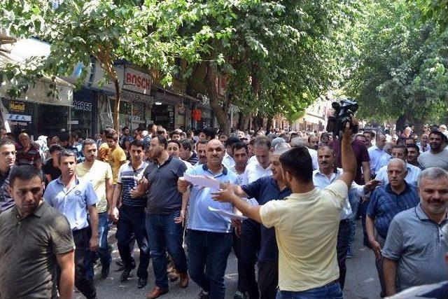 Siirt’te ’teröre Tepki’ Yürüyüşü Düzenlendi