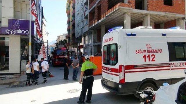 Bunalıma Giren Kadın 7. Kattan Atlamak İstedi