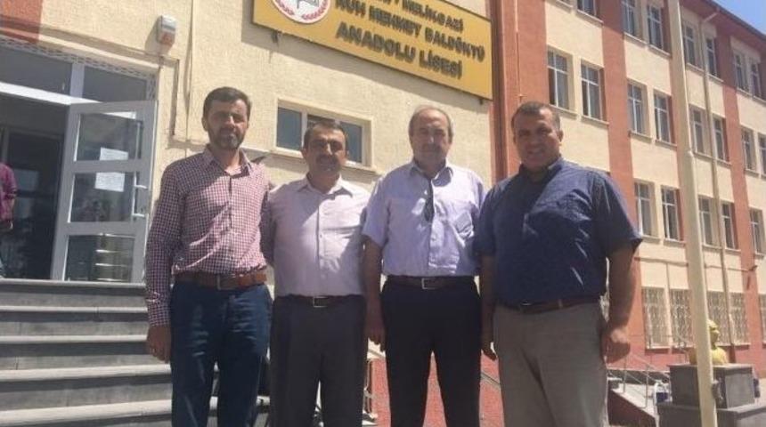Eğitim Bir Sen Kayseri Şubesi Başarılı Liseleri Ziyaret Etti
