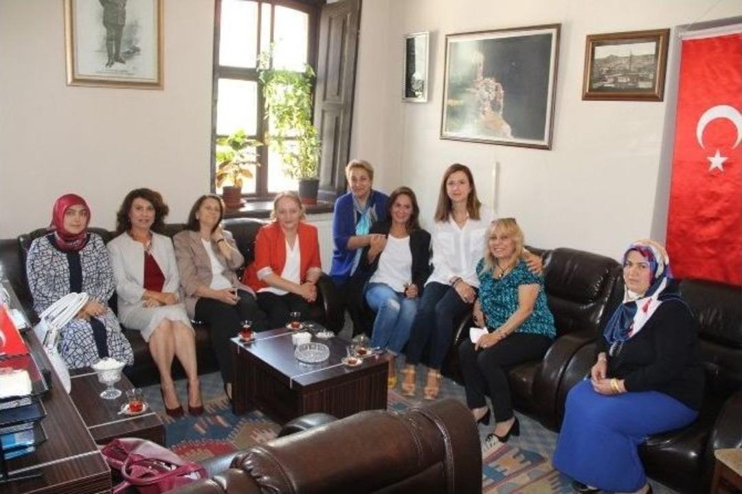 Kent Konseyi Kadın Meclisi&rsquo;nin Hazırladığı Sergisinin A&ccedil;ılışı Yapıldı