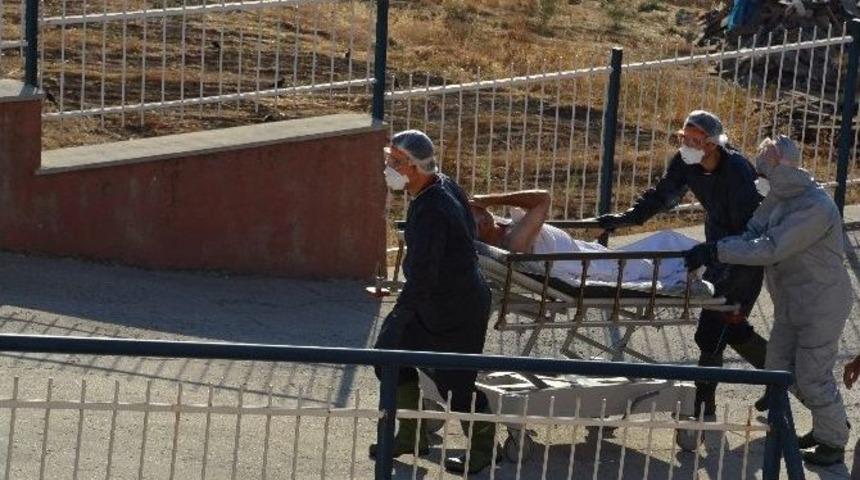 Tarlasını İla&ccedil;ladıktan Sonra Zehirlendi