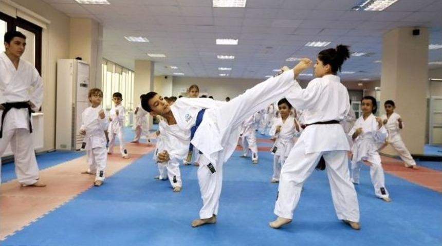 Sultangazi&rsquo;de Salon Sporları Kayıtları Başladı