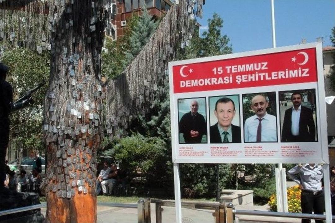 Şehit Ağacı&rsquo;nda Demokrasi Şehitleri De Yer Aldı