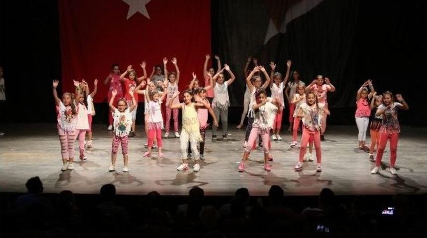 &Ouml;ğrencilerden Yılsonu Etkinliği