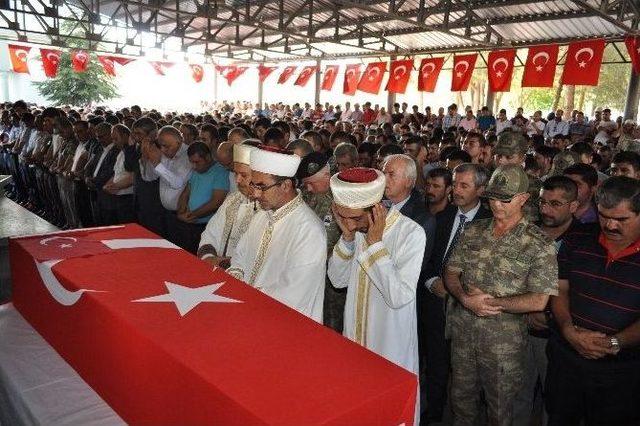 Bitlis Şehidi Memleketi Gaziantep’te Son Yolculuğuna Uğurlandı