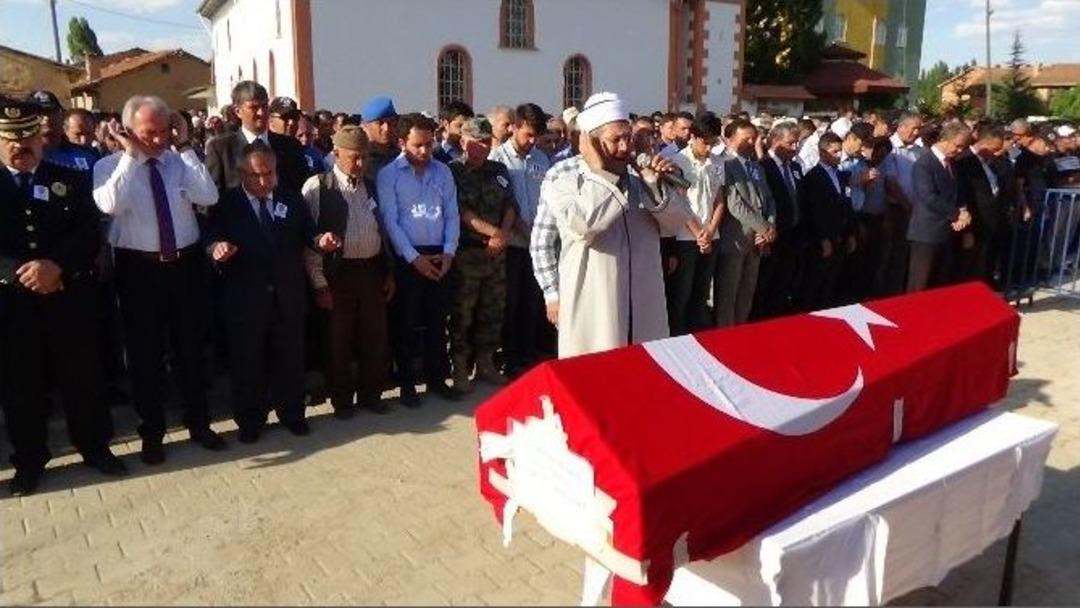 Şehit Polis Memuru Elvan &Ouml;zbay Son Yolculuğuna Uğurladı
