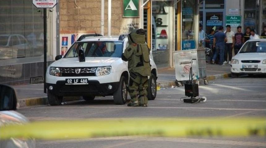 Resmi Plakalı Ara&ccedil;ta Ş&uuml;pheli Paket Alarmı