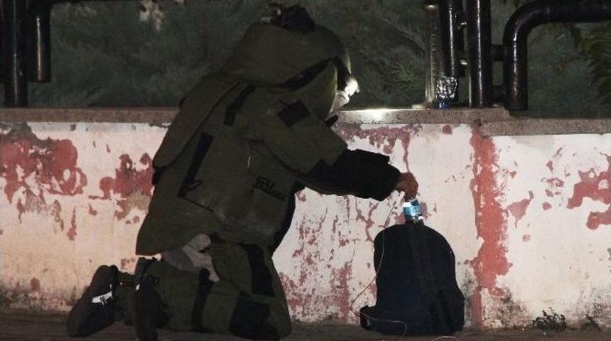 Adliye Duvarında Ş&uuml;pheli &Ccedil;anta