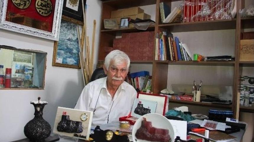 Kara Elmasın Tozunu Hediyelik Eşyaya &Ccedil;eviriyor