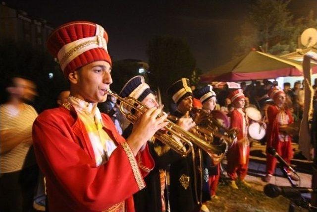 Mehteran Bu Kez Çocukların Yorumuyla Sahnede Yer Aldı