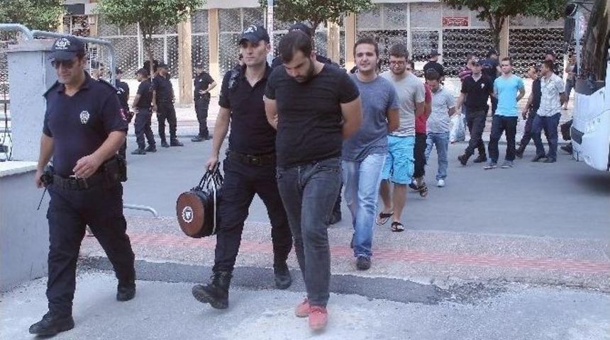 Mersin&rsquo;de Fet&ouml; Operasyonunda 22 Adli Personel Adliyeye Sevk Edildi