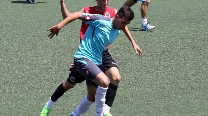 Hazırlık Ma&ccedil;ında Kazanan Dostluk Oldu