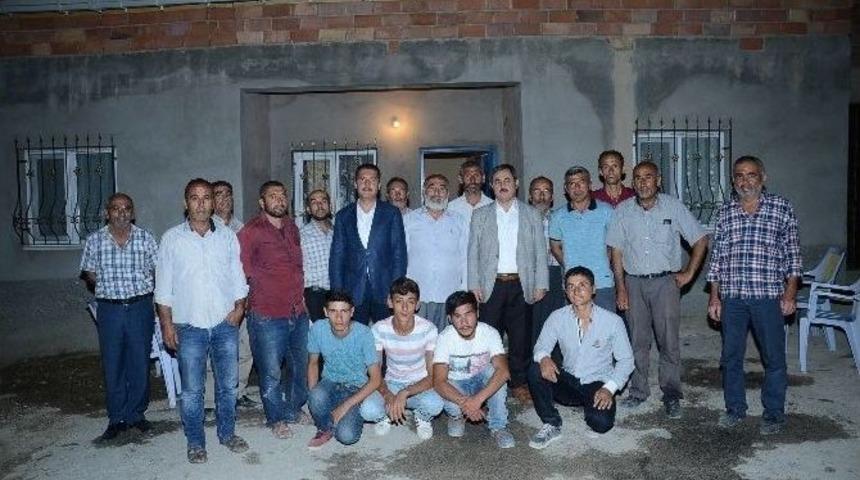 Eser &Ccedil;ınar Mahallesinde Vatandaşlarla Buluştu