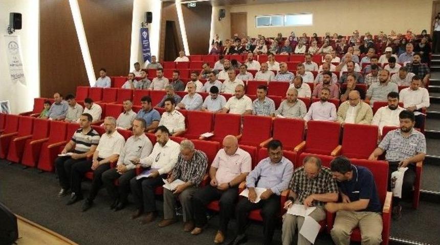 İl M&uuml;ft&uuml;s&uuml; G&uuml;ven Talas İl&ccedil;e M&uuml;ft&uuml;l&uuml;ğ&uuml; Personel Toplantısına Katıldı
