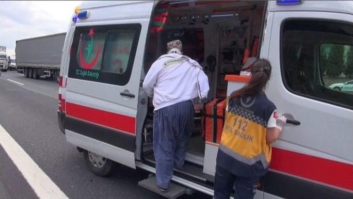 Tem Otoyolunda İki Otomobil Çarpıştı: 3 Yaralı G5