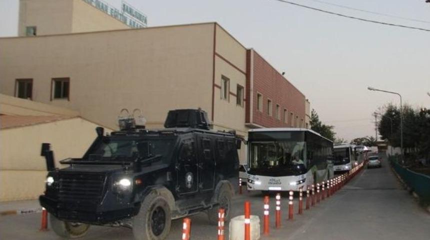 Adliyeye Sevk Edilen 32 Polisten 31&rsquo;i Tutuklandı