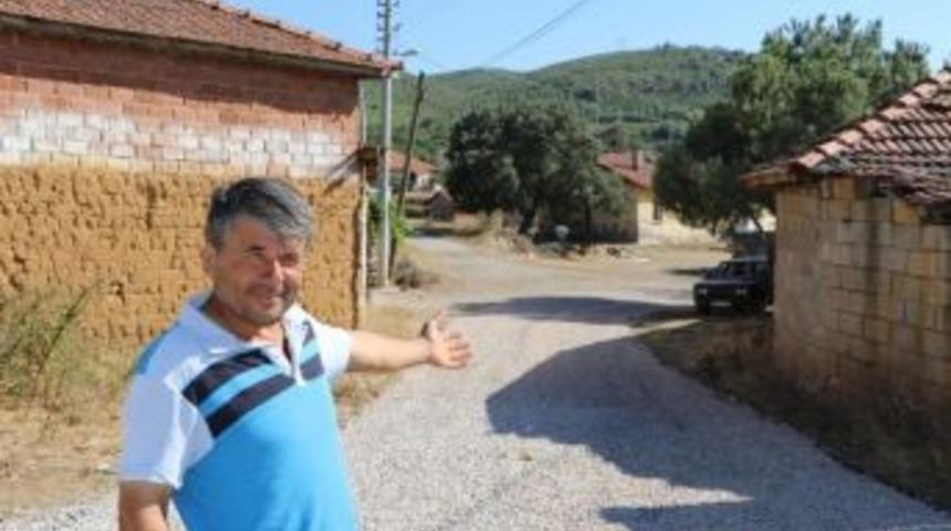 Soma Kızıl&ouml;ren&rsquo;de Asfalt &Ccedil;alışması