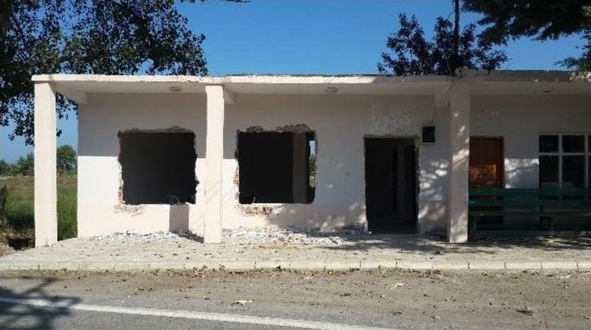 K&uuml;lt&uuml;r Evi Harabeye D&ouml;nd&uuml;