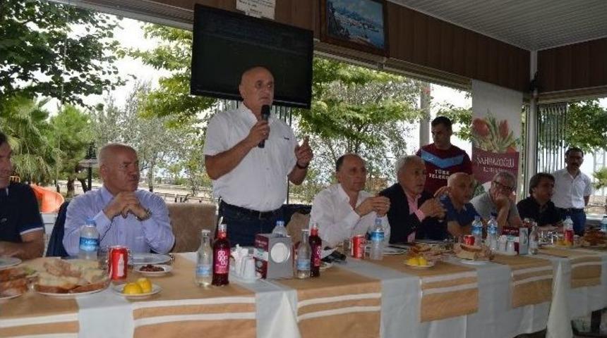 Muharrem Usta: "trabzonspor&rsquo;a Katkı Sağlamak İ&ccedil;in Yolculuğa &Ccedil;ıktık"