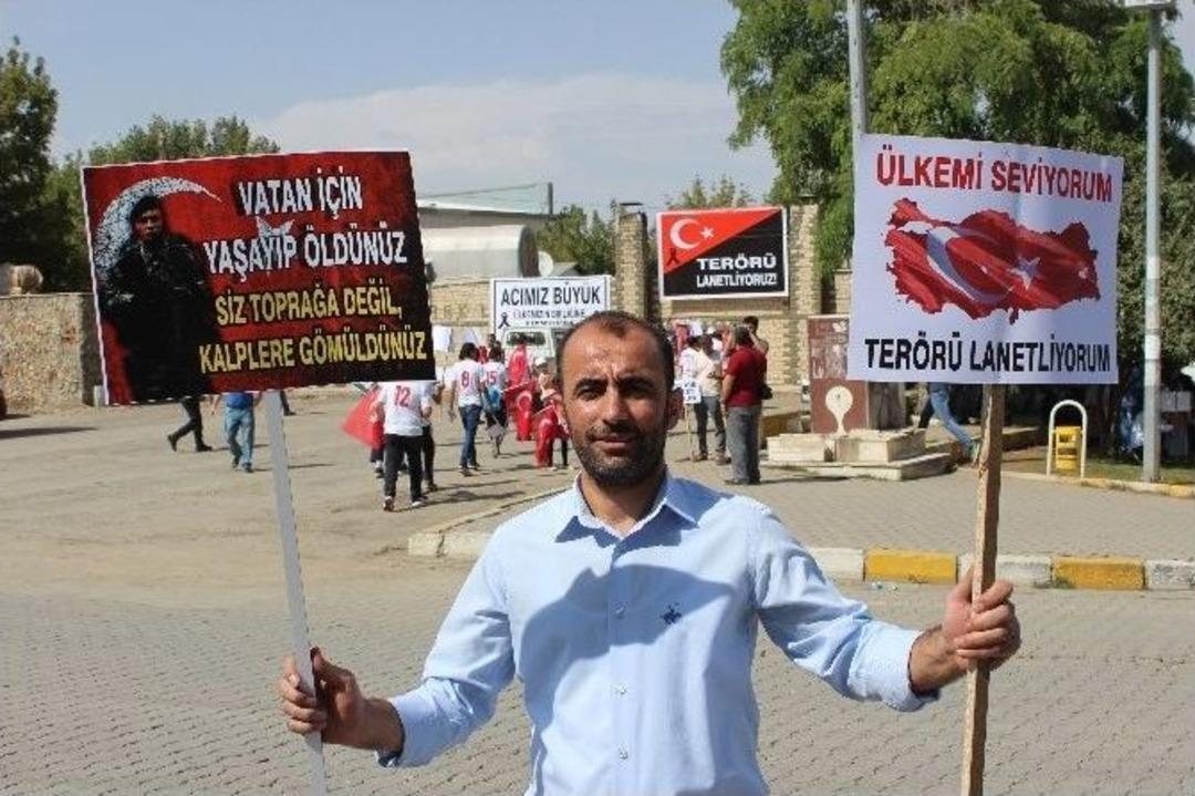 Muş&rsquo;ta Ter&ouml;re Lanet İ&ccedil;in Toplandılar