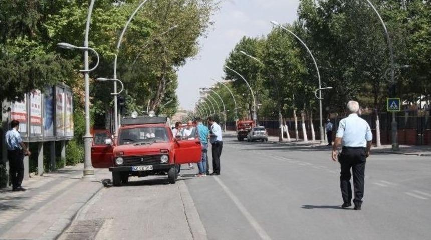 2.ordu Karargahı &Ouml;n&uuml;nde Hareketli Dakikalar