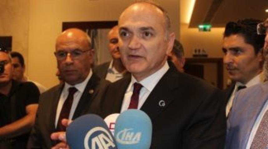 Bakan &Ouml;zl&uuml;: "t&uuml;bitak&rsquo;ta Fet&ouml; Sebebiyle Ge&ccedil;mişteki Projeler Tek Tek İnceleniyor"