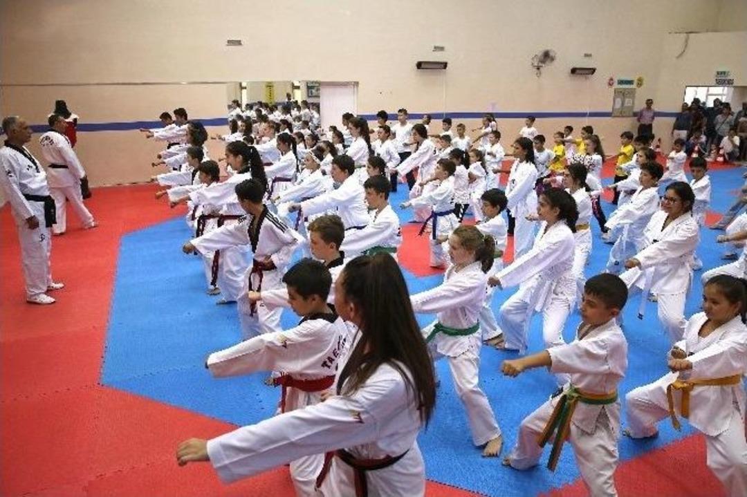 Bu Kursta Bambaşka Hayatlar Var