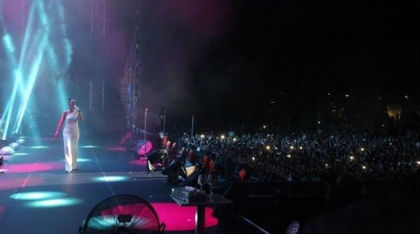 G&uuml;ndeş Ve Boz&rsquo;dan, Expo 2016&rsquo;da Muhteşem Konser